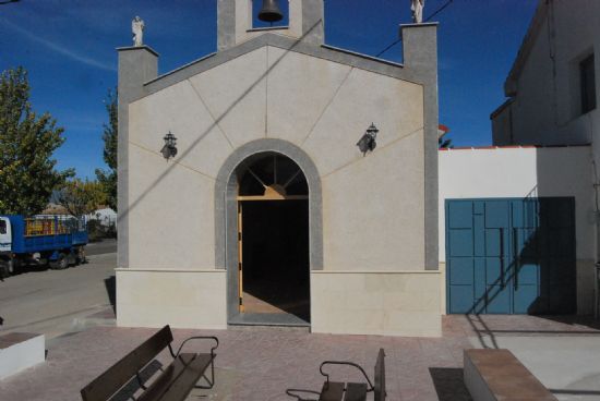 The City rehabilitates the chapel of the parish of Raiguero Low., Foto 1