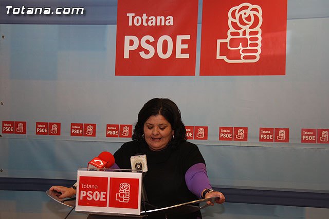 Rueda de prensa PSOE Totana 12/01/2011, Foto 1