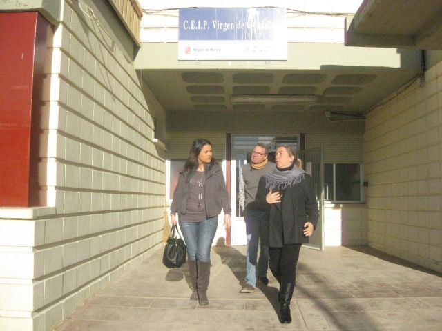 Lola Sánchez supervisa las obras de mejora que se realizan en cuatro colegios del municipio - 3, Foto 3