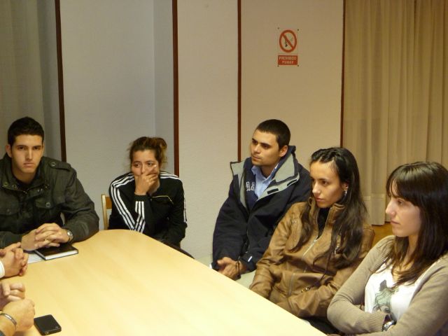 Cruz Roja Juventud y Cáritas Juvenil destacan el esfuerzo del gobierno del PP de Cartagena para mantener las ayudas de carácter social - 2, Foto 2