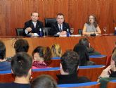 El consejero Manuel Campos dice en la Universidad de Murcia que continuarán las negociaciones para las transferencias de Justicia