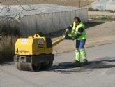 La concejala de Servicios mejora las calles de Cañada de Gallego