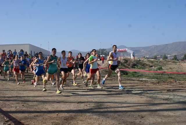 Más 800 atletas de la Región de Murcia se han dado cita en la XXV Liga de Cross disputada en Puerto Lumbreras - 1, Foto 1