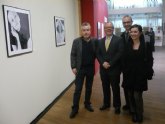 El Archivo Regional acoge la exposicin Corte de la fotgrafa polaca Iza Moczara-Pasiek
