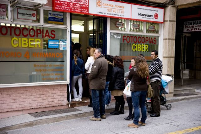 Avalancha de figurantes para salir en La Chispa de la Vida - 4, Foto 4