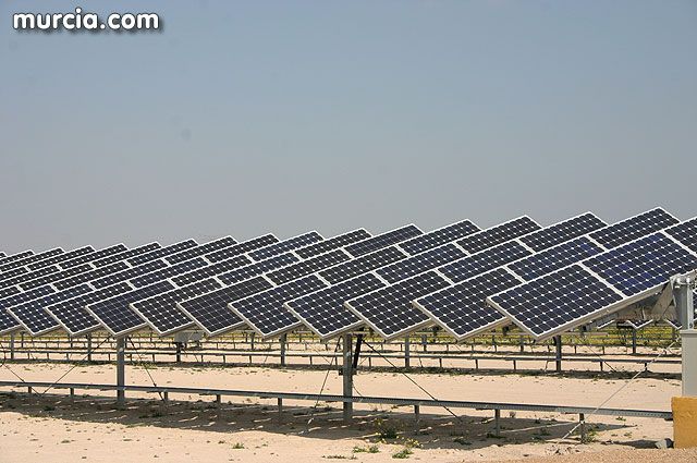 IU en Totana llevará una moción al Pleno Ordinario en apoyo a la energía fotovoltaica - 1, Foto 1