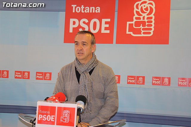 Rueda de prensa. PSOE Totana. 19/01/2011, Foto 1