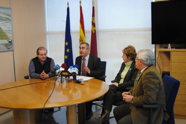 El Pleno aprueba una moción de condena a la agresión sufrida por el consejero Pedro Alberto Cruz - 1, Foto 1