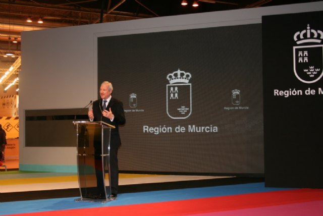 Valcárcel afirma que la Región lo tiene todo para que su visita resulte tan obligada como inolvidable, Foto 1