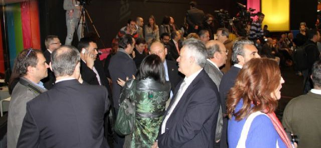 Autoridades municipales asisten a la inauguración oficial del stand de la Región en Fitur 2011, Foto 3