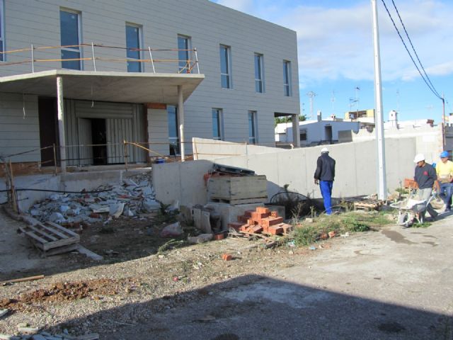 Se reanudan las obras de ampliación del centro de salud de La Unión - 2, Foto 2