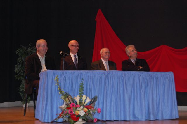 El poeta torreño Salvador Sandoval recibe un caluroso homenaje de su pueblo por su 83° aniversario - 2, Foto 2