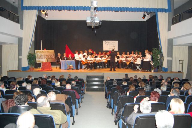 El poeta torreño Salvador Sandoval recibe un caluroso homenaje de su pueblo por su 83° aniversario - 3, Foto 3