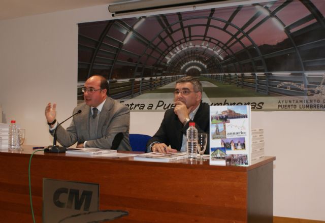 Puerto Lumbreras presenta su Anuario 2010 que resume el año a través de más de un millar de fotografías - 2, Foto 2