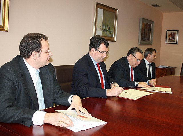 La Comunidad y el Ayuntamiento de Molina de Segura ultiman la unificación tarifaria en los servicios de transporte público - 1, Foto 1