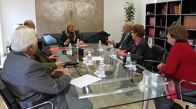 La Asociación de Jubilados de la Comunidad colaborará en la formación de los empleados públicos de la Administración regional - 1, Foto 1