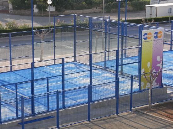 El centro municipal de deporte y salud de Totana arranca su programa de formación en pádel, Foto 1