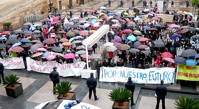 El PSOE se solidariza con las reivindicaciones de los estudiantes de Secundaria en Lorca - 1, Foto 1