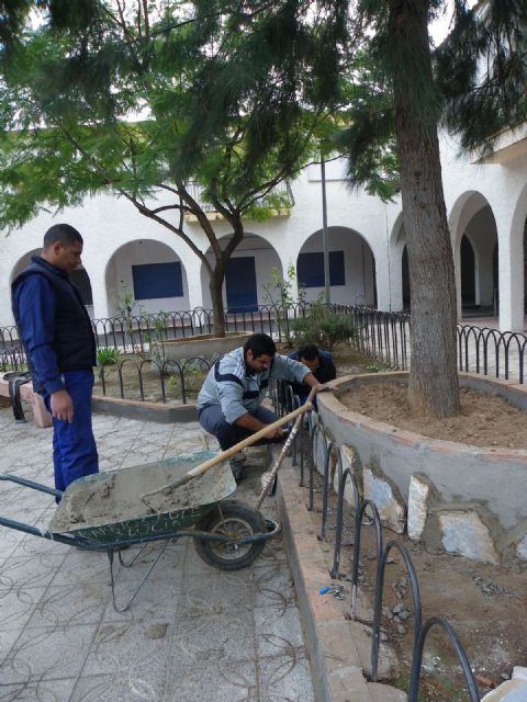 Desempleados del ADLE Barrios reciben sus diplomas - 3, Foto 3