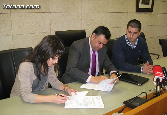 Eulen asume el nuevo servicio de limpieza de interiores en edificios públicos a partir del 1 de febrero, Foto 1