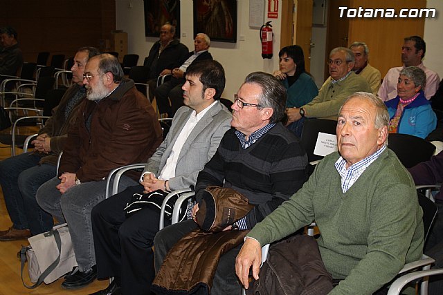 Los corporativos dan luz verde a la concesión del Escudo de Oro de la Ciudad al Club Olímpico de Totana, Foto 1