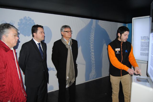 Una exposición  muestra el milagro de la convergencia tecnológica - 1, Foto 1