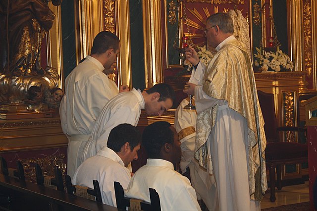 Mons. Lorca Planes: “Jesús es quien representa el centro de la Sabiduría” - 1, Foto 1