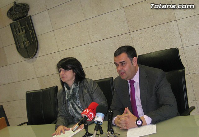 El ayuntamiento dará ayudas a los hosteleros para adecuar las terrazas y modificará la ordenanza de ocupación de la vía pública, Foto 1