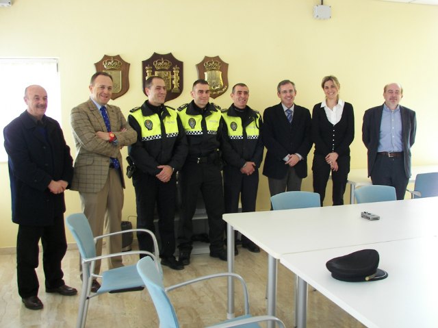 El Director de Seguridad y el Alcalde asisten a la toma de posesión de dos nuevos cabos de la Policía Local de Archena - 1, Foto 1