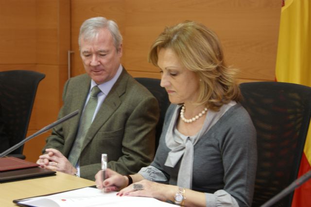 Hostemur y el Gobierno Regional impulsan la integración laboral de las mujeres maltratadas - 2, Foto 2