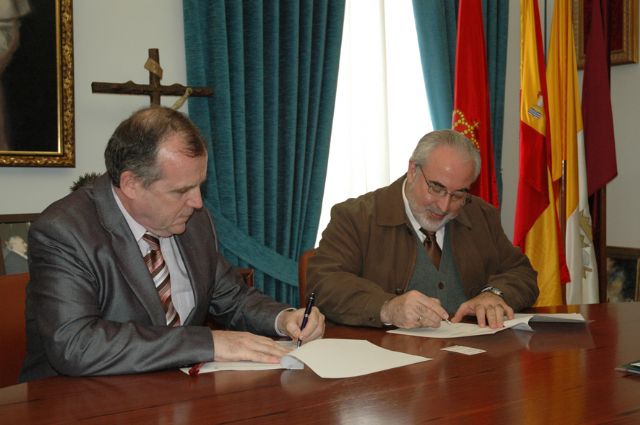 La UCAM evaluará el nivel de inglés a través de los exámenes de Cambridge - 1, Foto 1