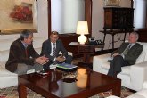 El presidente Valcárcel reafirma su compromiso con el sector cooperativo de la Región