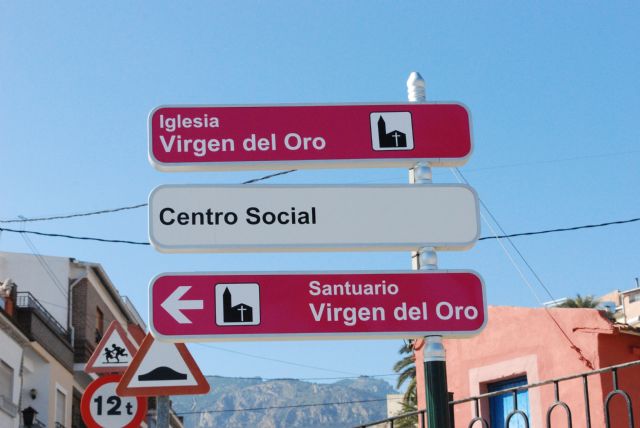 El Ayuntamiento renueva la señalización turística del municipio - 2, Foto 2