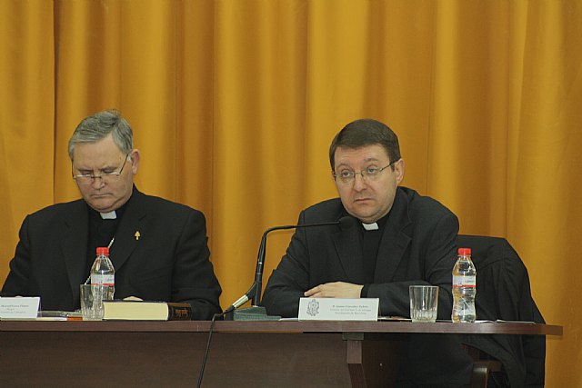 González Pradós destaca en las Jornadas Diocesanas de Liturgia que “su único fin es Dios” - 2, Foto 2