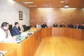 El alcalde y el concejal de Urbanismo se reúnen con la junta directiva de AEMCO