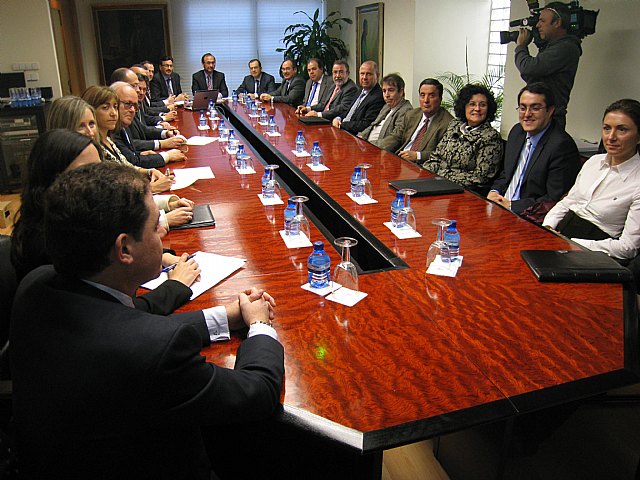 La Comunidad une a los centros tecnológicos en una federación para cooperar, doblar el número de servicios de I+D+i a las pymes y reducir costes - 1, Foto 1