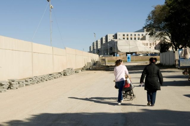 El acceso peatonal al nuevo hospital por la calle Minarete estará en dos semanas - 1, Foto 1