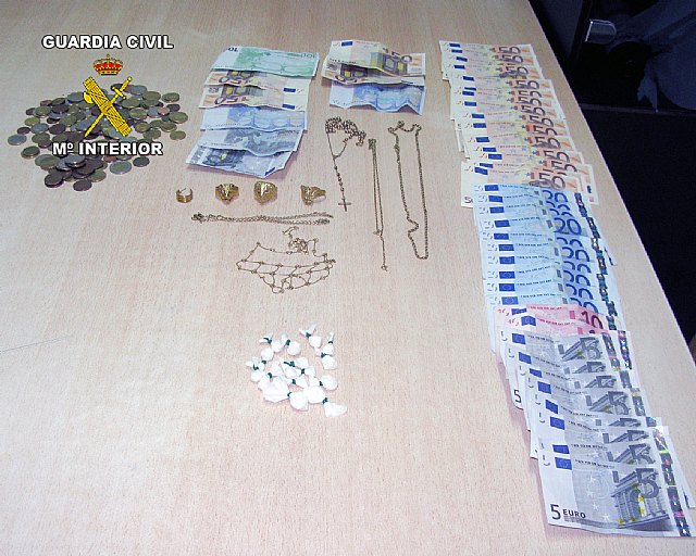 La Guardia Civil detiene a tres personas por tráfico de droga en Cieza - 2, Foto 2
