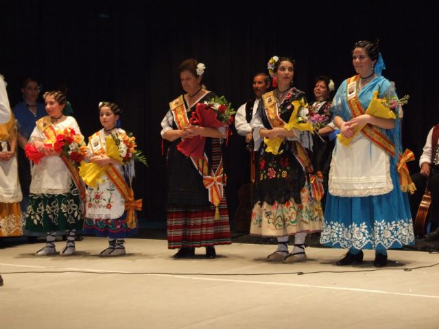 Música, flores y bailes regionales en el certamen de folclore Villa de Blanca - 1, Foto 1