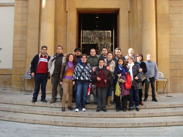 Los usuarios del servicio municipal de apoyo psicosocial visitan el Museo Arqueológico de la Región de Murcia - 2, Foto 2