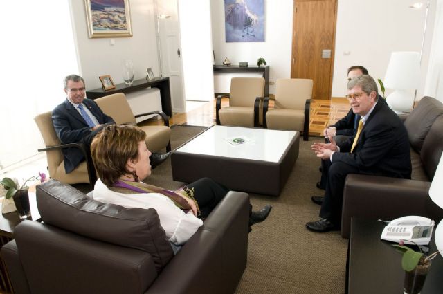 El nuevo Hermano Mayor Marrajo pone la Cofradía al servicio del Ayuntamiento - 2, Foto 2