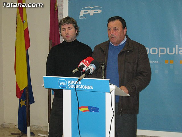 El PP de Totana comienza a trabajar de la mano de asociaciones y vecinos en el libro blanco que definirá el programa electoral, Foto 1