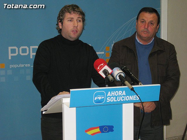 El PP de Totana comienza a trabajar de la mano de asociaciones y vecinos en el libro blanco que definirá el programa electoral, Foto 2