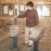 El candidato a los Hacendados, Pedro Fernndez, recoge experiencias de recuperacin del patrimonio etnogrfico e hidrolgico en la provincia de Len