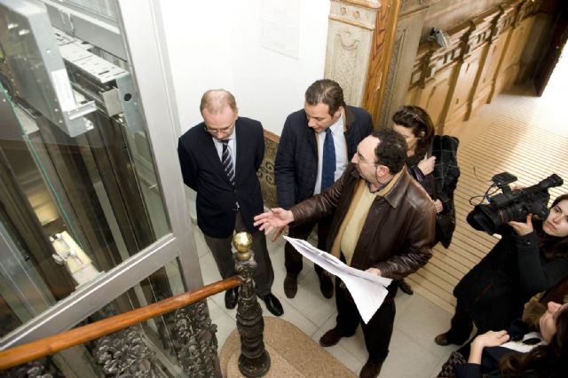 La Comunidad subvenciona la instalación de ascensores en edificios del Casco Antiguo - 1, Foto 1