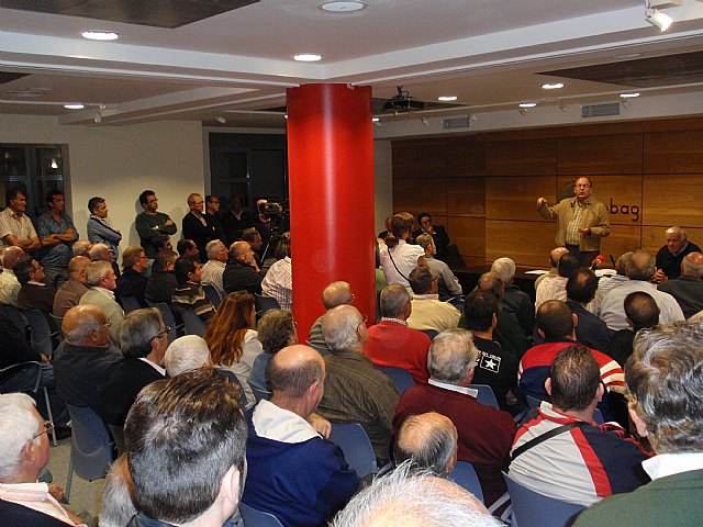 Reunión celebrada el pasado 26 de octubre en CEBAG, Foto 1
