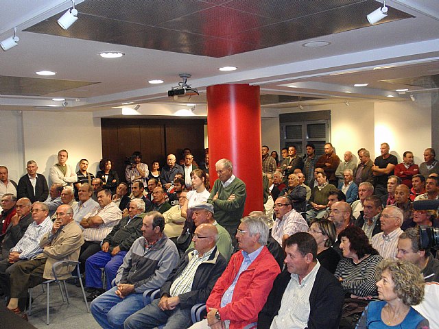 CEBAG se sorprende de que quien hace 4 meses no aceptaba su propuesta de segregar y consensuar el casco urbano del PGMO ahora la apoye, Foto 3