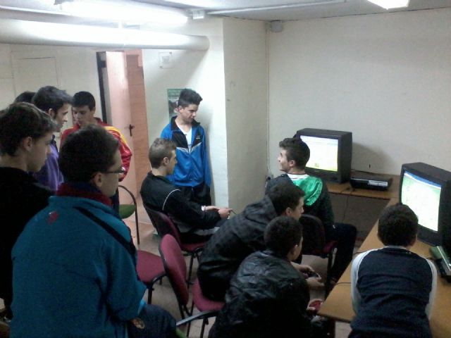 Cieza acoge el primer campeonato local de Pro Evolution Soccer 2011 - 3