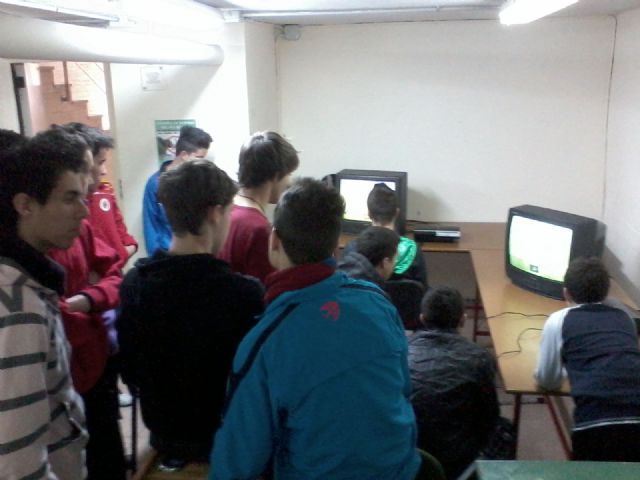 Cieza acoge el primer campeonato local de Pro Evolution Soccer 2011 - 4