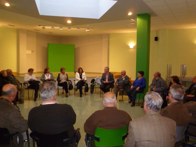 Los clubes de mayores del municipio de Cartagena destacan la inversión del gobierno del PP en locales sociales - 1, Foto 1